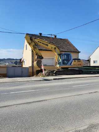 Slika 7: Radovi na kanalizacijskoj mreži u Mlinskoj ulici i ulici Hrvatskih Branitelja, radove izvodi Niskogradnja Marjanović d.o.o. Kaptol Image
