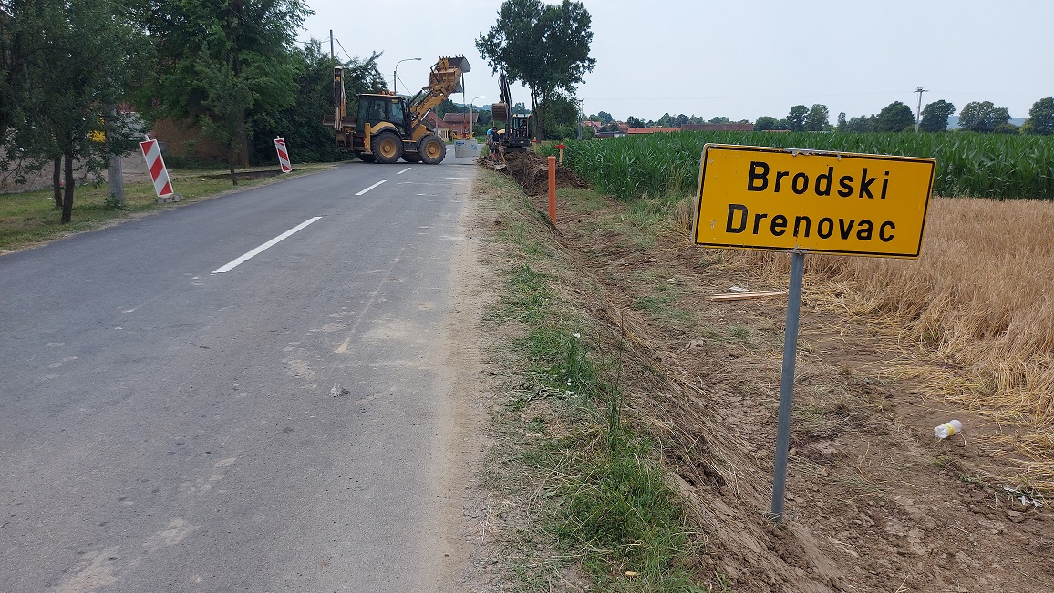 Nastavak radova na izgradnji sustava odvodnje otpadnih voda u Brodskom Drenovcu