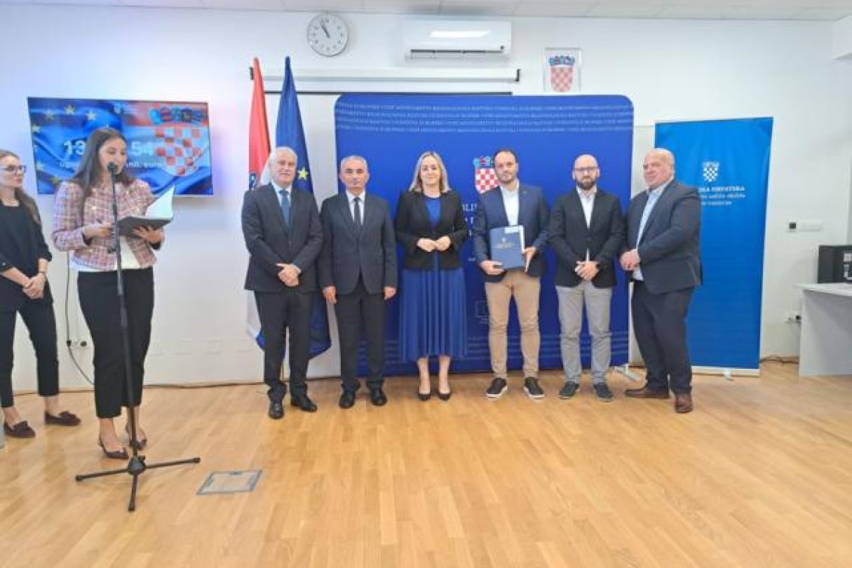Ugovoreno sufinanciranje projekta unapređenja vodoopskrbe i odvodnje u Požegi, Pakracu i Lipiku